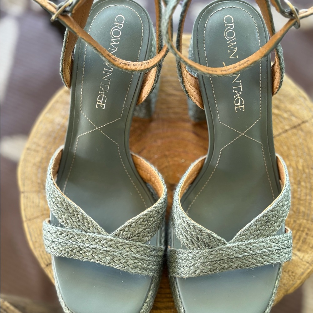 Crown Vintage Dylann Platform Sandals